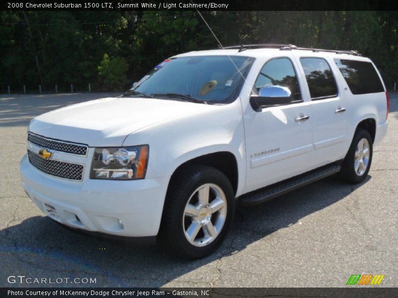 Front 3/4 View of 2008 Suburban 1500 LTZ