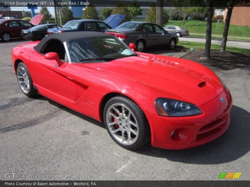 Front 3/4 View of 2004 Viper SRT-10