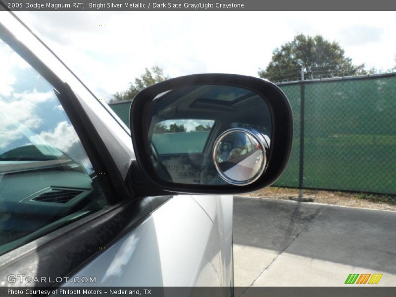 Bright Silver Metallic / Dark Slate Gray/Light Graystone 2005 Dodge Magnum R/T