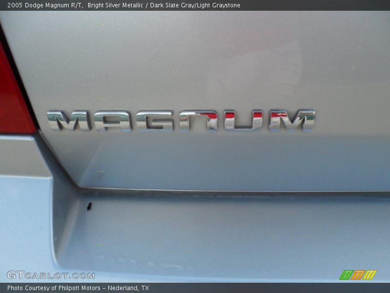 Bright Silver Metallic / Dark Slate Gray/Light Graystone 2005 Dodge Magnum R/T