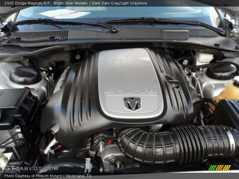 Bright Silver Metallic / Dark Slate Gray/Light Graystone 2005 Dodge Magnum R/T