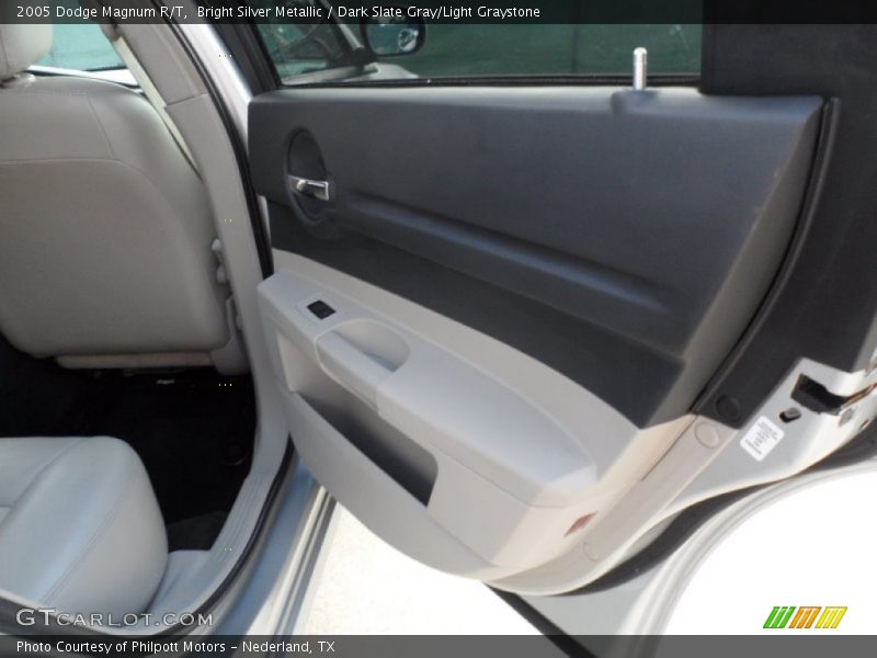 Bright Silver Metallic / Dark Slate Gray/Light Graystone 2005 Dodge Magnum R/T