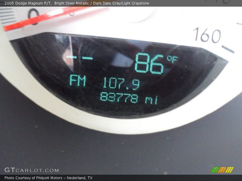 Bright Silver Metallic / Dark Slate Gray/Light Graystone 2005 Dodge Magnum R/T