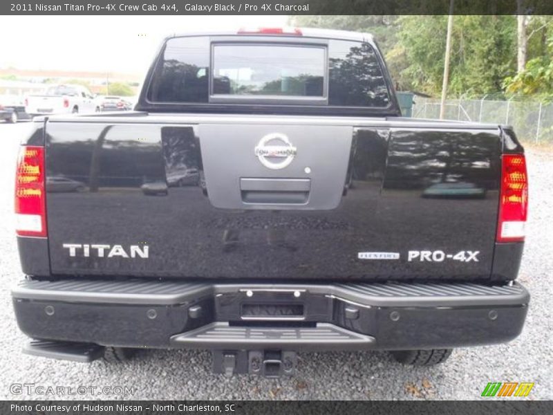 Galaxy Black / Pro 4X Charcoal 2011 Nissan Titan Pro-4X Crew Cab 4x4