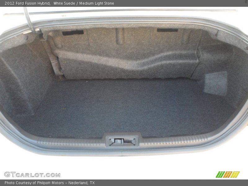  2012 Fusion Hybrid Trunk
