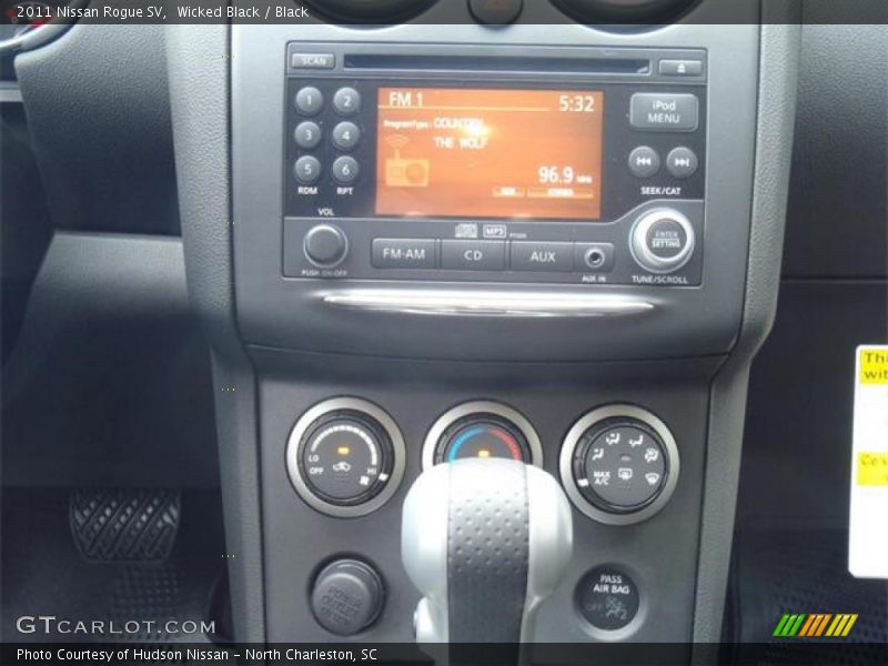 Wicked Black / Black 2011 Nissan Rogue SV
