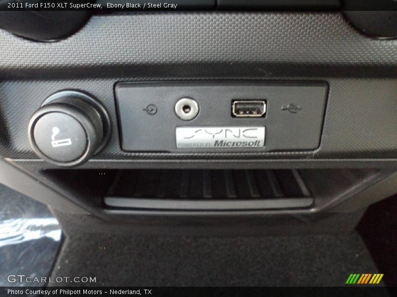 Ebony Black / Steel Gray 2011 Ford F150 XLT SuperCrew