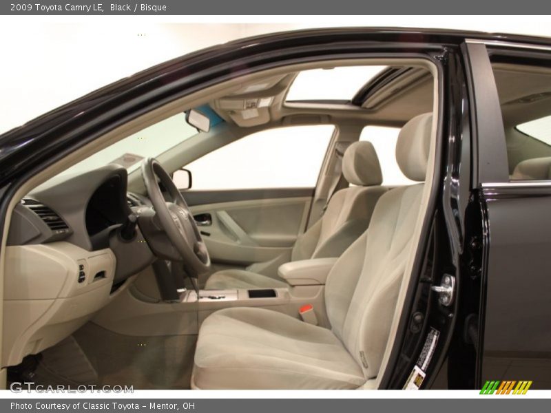 Black / Bisque 2009 Toyota Camry LE