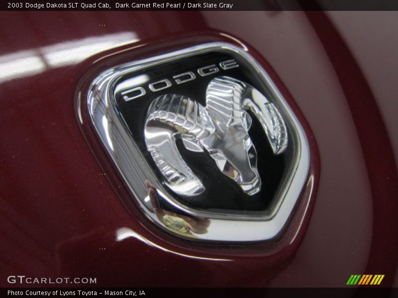  2003 Dakota SLT Quad Cab Logo