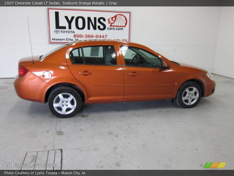 Sunburst Orange Metallic / Gray 2007 Chevrolet Cobalt LT Sedan