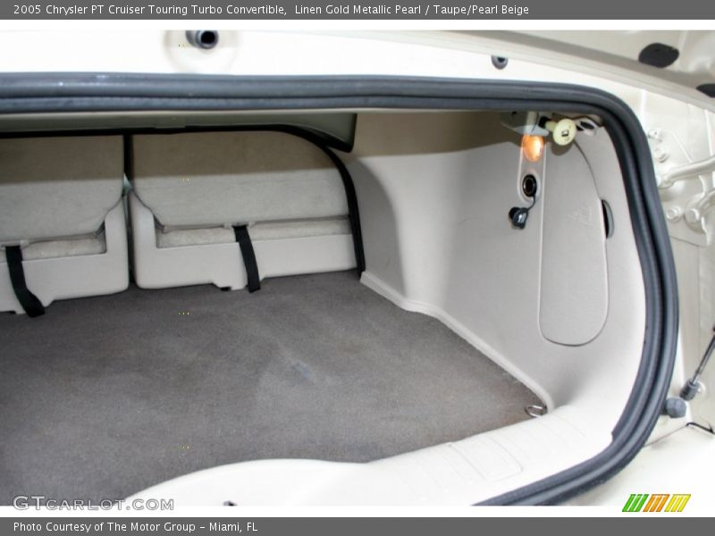  2005 PT Cruiser Touring Turbo Convertible Trunk