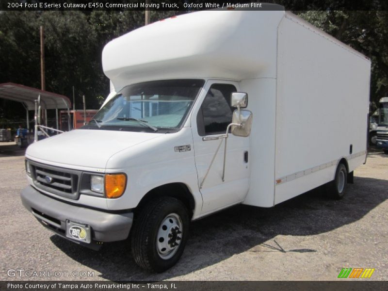 Oxford White / Medium Flint 2004 Ford E Series Cutaway E450 Commercial Moving Truck