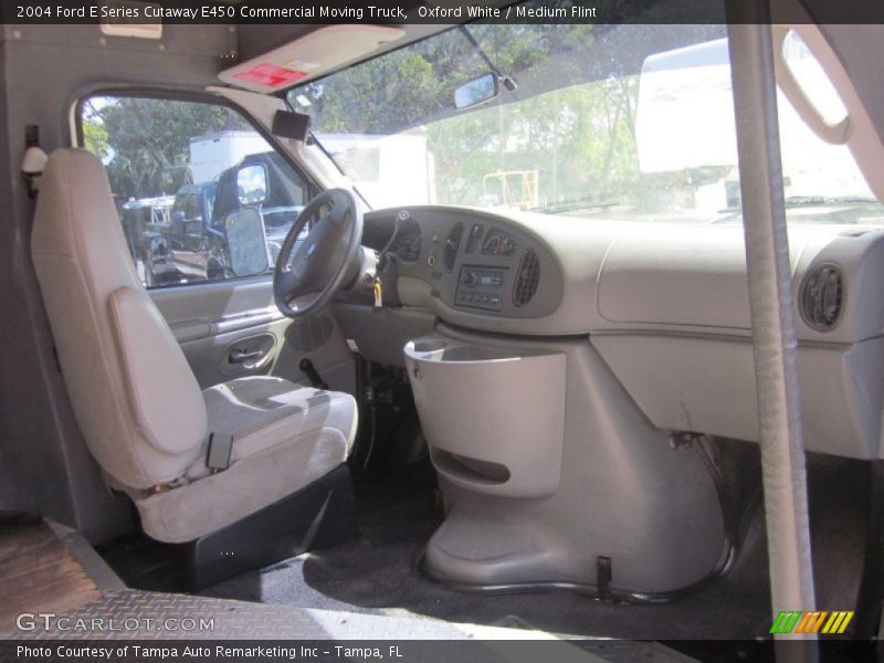 Oxford White / Medium Flint 2004 Ford E Series Cutaway E450 Commercial Moving Truck