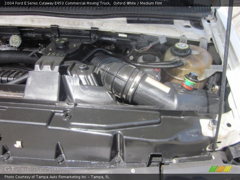 Oxford White / Medium Flint 2004 Ford E Series Cutaway E450 Commercial Moving Truck