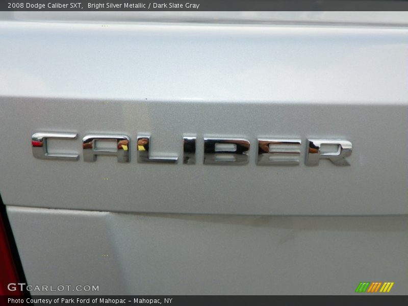 Bright Silver Metallic / Dark Slate Gray 2008 Dodge Caliber SXT