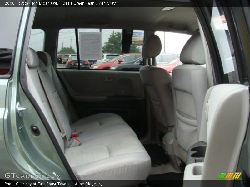 Oasis Green Pearl / Ash Gray 2006 Toyota Highlander 4WD
