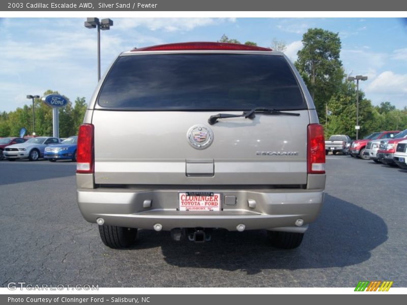 Silver Sand / Pewter 2003 Cadillac Escalade AWD