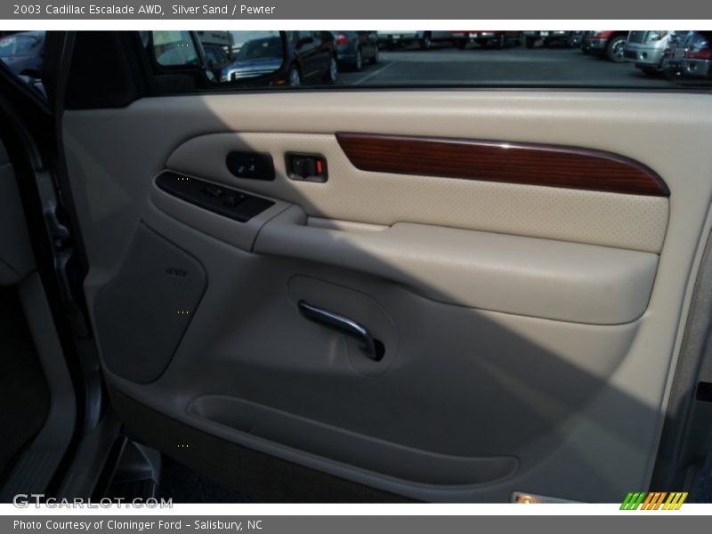 Silver Sand / Pewter 2003 Cadillac Escalade AWD