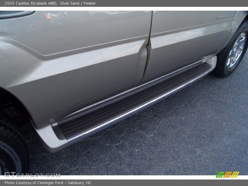 Silver Sand / Pewter 2003 Cadillac Escalade AWD