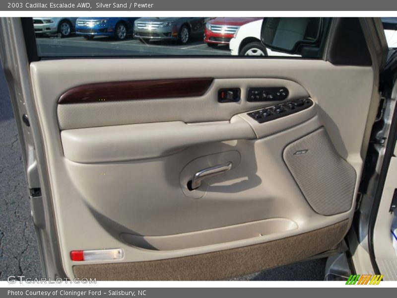 Silver Sand / Pewter 2003 Cadillac Escalade AWD