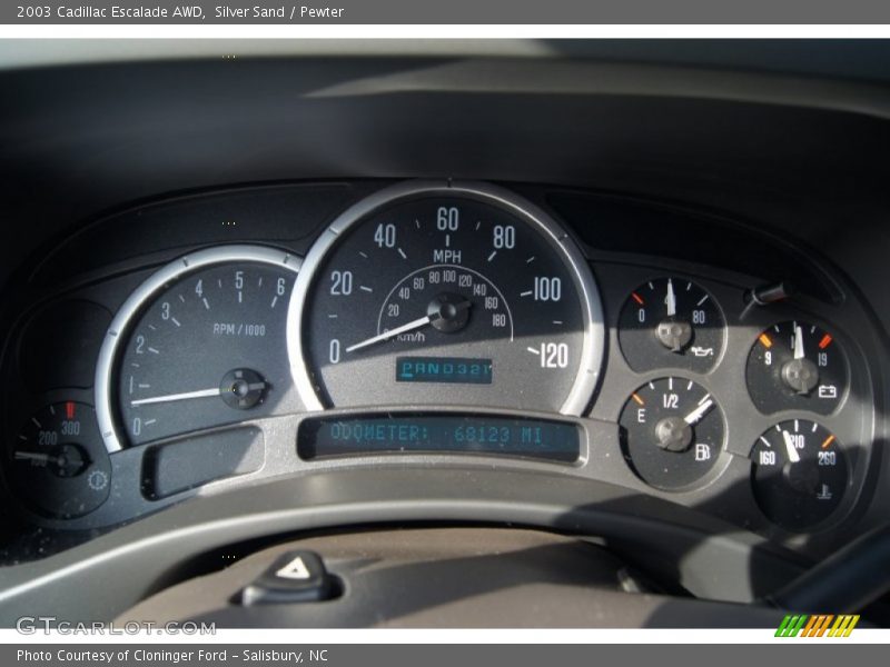 Silver Sand / Pewter 2003 Cadillac Escalade AWD