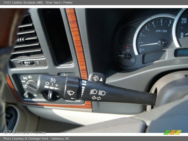 Silver Sand / Pewter 2003 Cadillac Escalade AWD