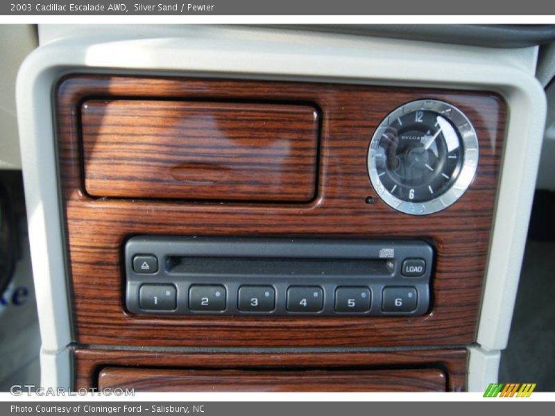 Silver Sand / Pewter 2003 Cadillac Escalade AWD