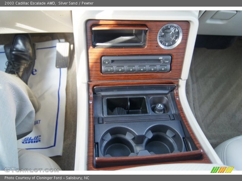 Silver Sand / Pewter 2003 Cadillac Escalade AWD