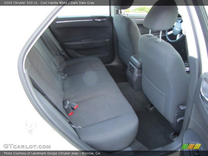 Cool Vanilla White / Dark Slate Gray 2009 Chrysler 300 LX