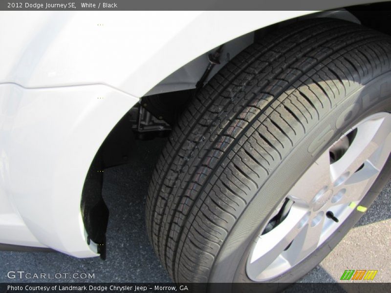White / Black 2012 Dodge Journey SE