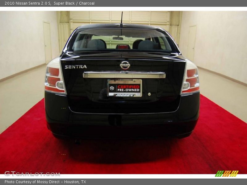 Super Black / Charcoal 2010 Nissan Sentra 2.0 S