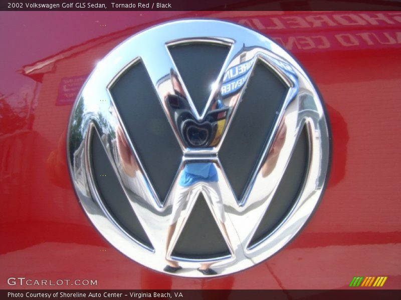 Tornado Red / Black 2002 Volkswagen Golf GLS Sedan