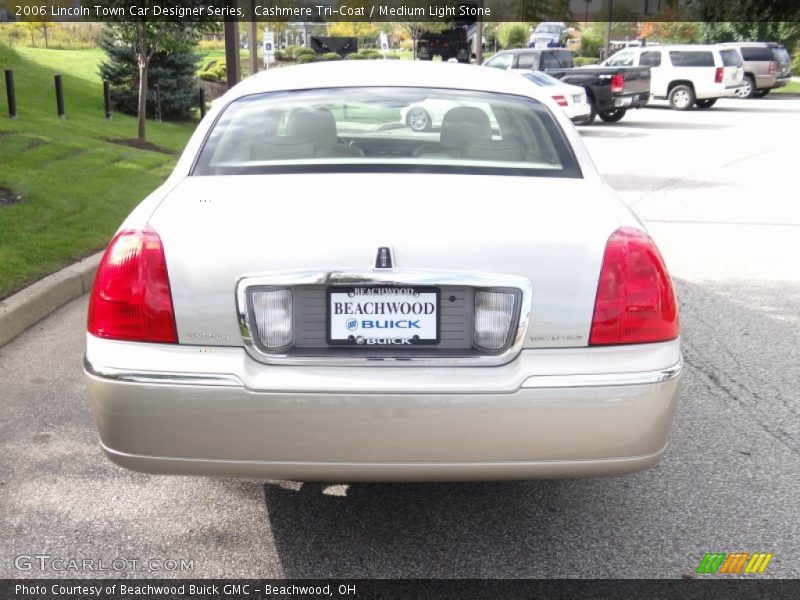 Cashmere Tri-Coat / Medium Light Stone 2006 Lincoln Town Car Designer Series