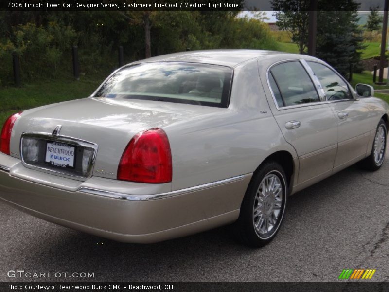Cashmere Tri-Coat / Medium Light Stone 2006 Lincoln Town Car Designer Series