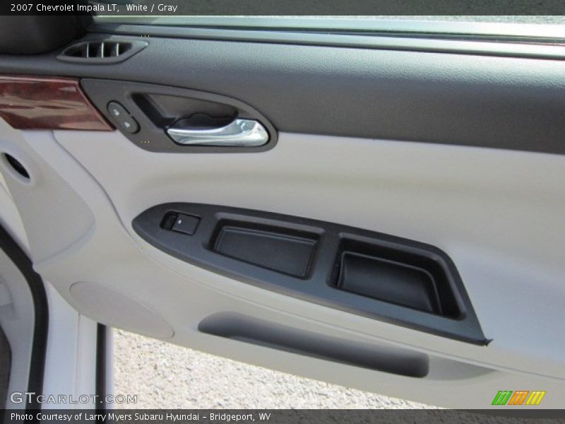 White / Gray 2007 Chevrolet Impala LT