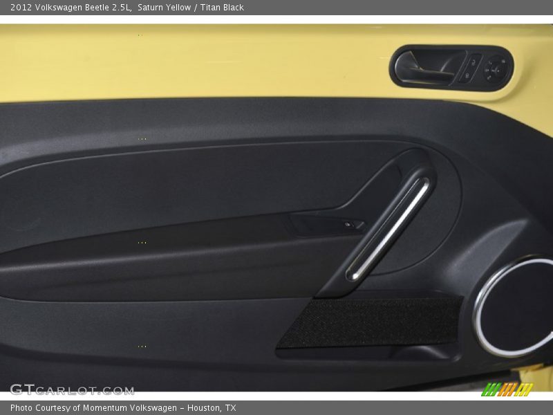 Door Panel of 2012 Beetle 2.5L