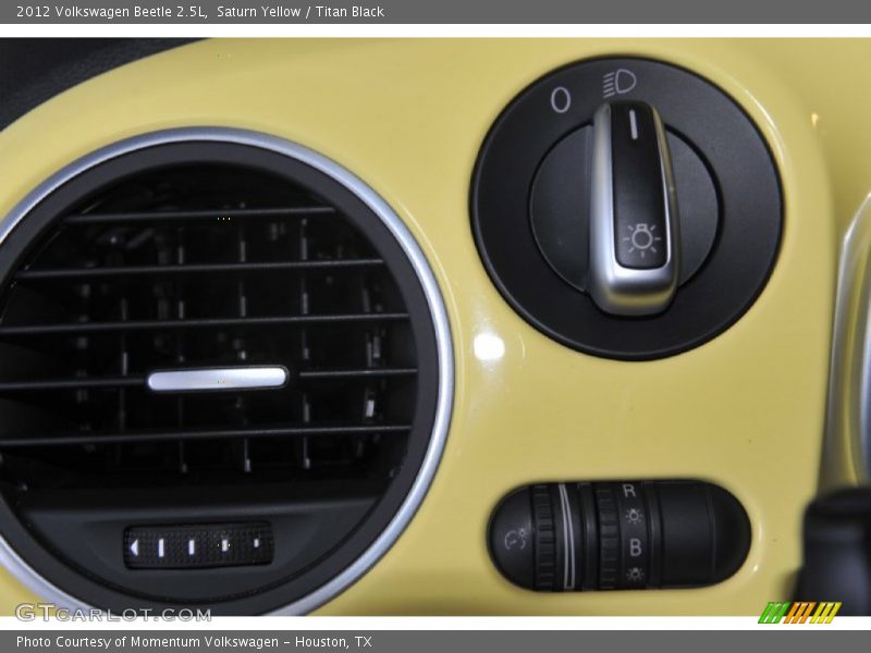 Saturn Yellow / Titan Black 2012 Volkswagen Beetle 2.5L