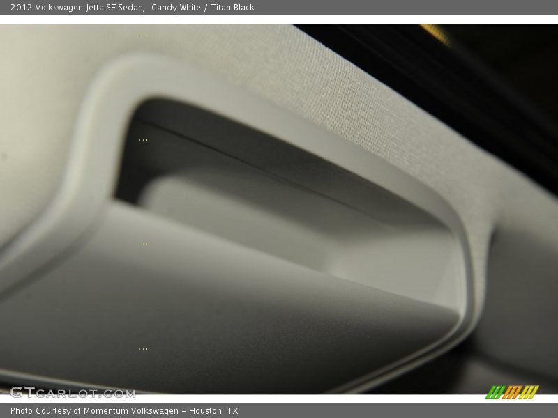 Candy White / Titan Black 2012 Volkswagen Jetta SE Sedan