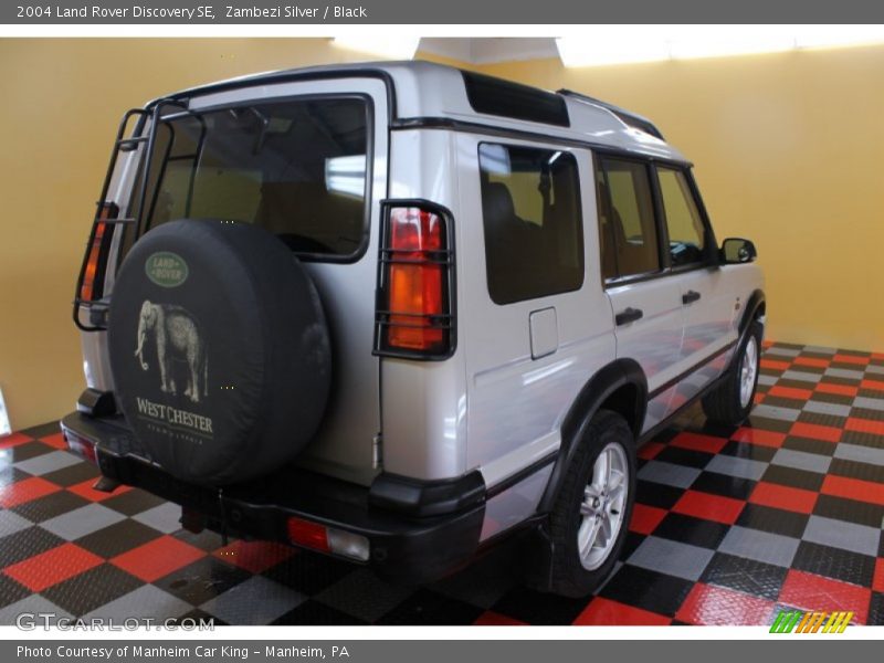 Zambezi Silver / Black 2004 Land Rover Discovery SE