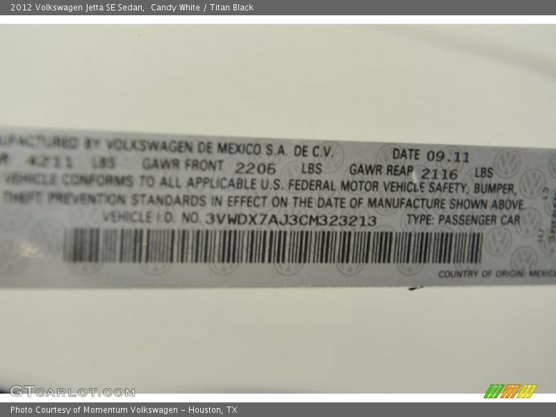 Candy White / Titan Black 2012 Volkswagen Jetta SE Sedan