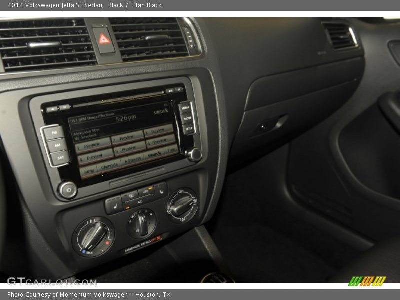Black / Titan Black 2012 Volkswagen Jetta SE Sedan