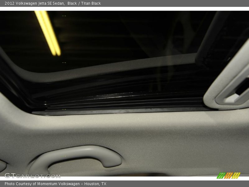 Black / Titan Black 2012 Volkswagen Jetta SE Sedan
