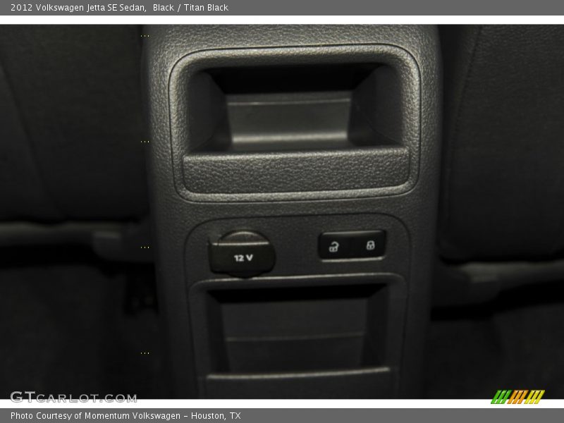 Black / Titan Black 2012 Volkswagen Jetta SE Sedan