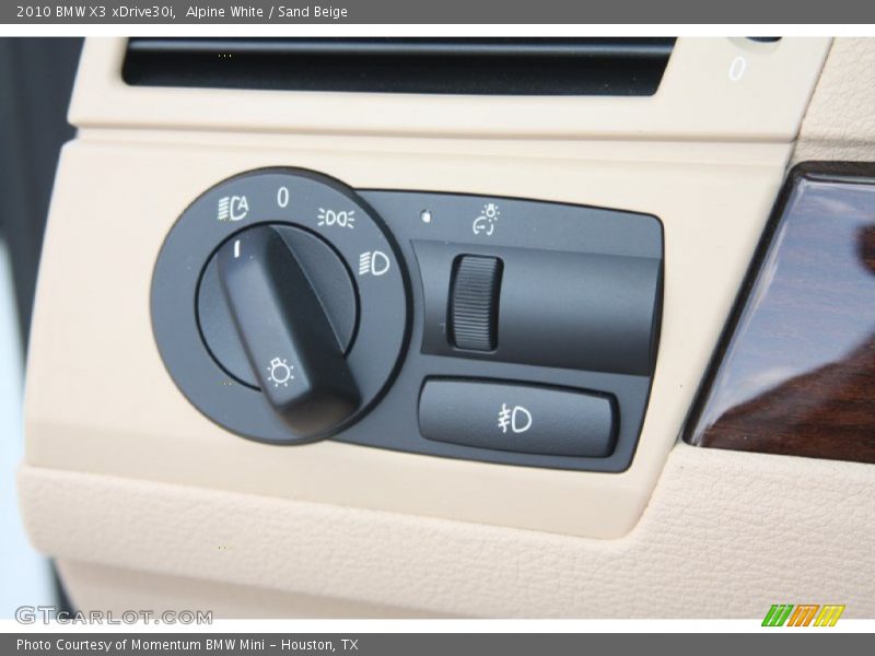 Alpine White / Sand Beige 2010 BMW X3 xDrive30i