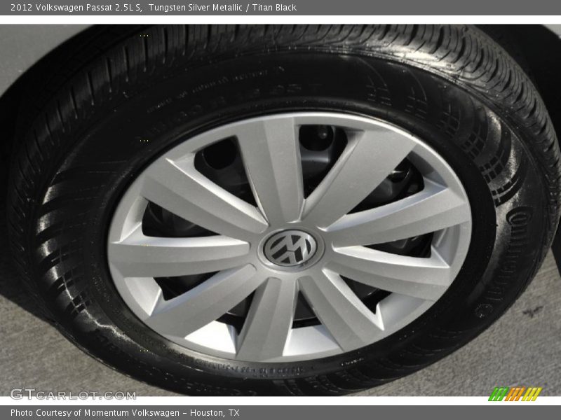 Tungsten Silver Metallic / Titan Black 2012 Volkswagen Passat 2.5L S