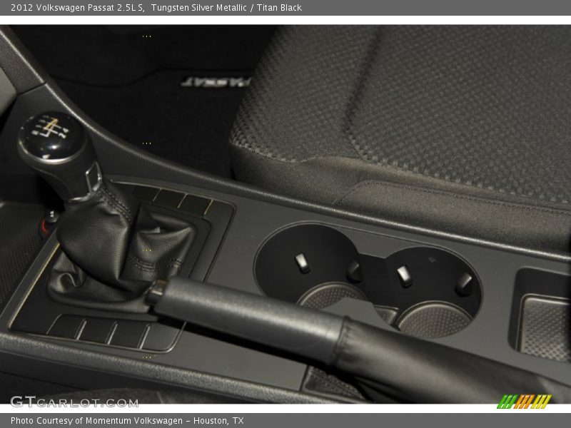 Tungsten Silver Metallic / Titan Black 2012 Volkswagen Passat 2.5L S