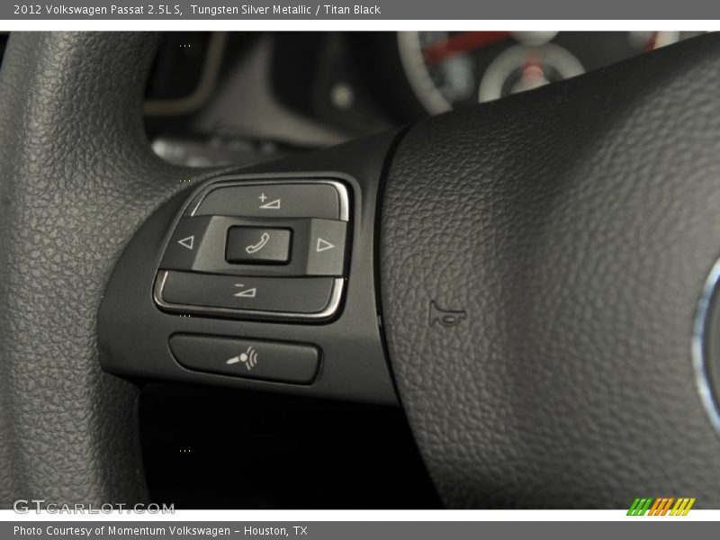 Tungsten Silver Metallic / Titan Black 2012 Volkswagen Passat 2.5L S