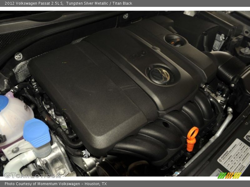 Tungsten Silver Metallic / Titan Black 2012 Volkswagen Passat 2.5L S