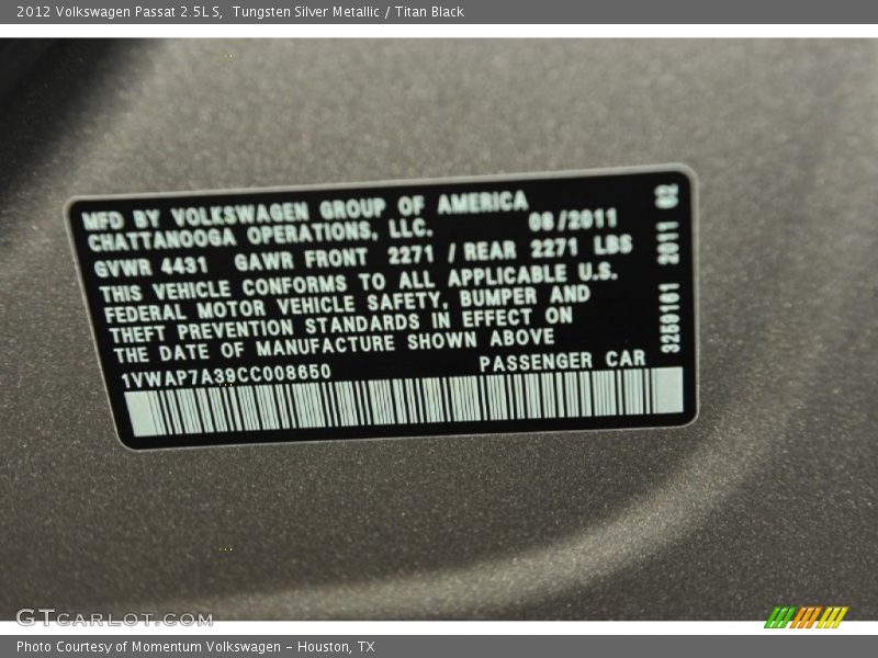 Tungsten Silver Metallic / Titan Black 2012 Volkswagen Passat 2.5L S