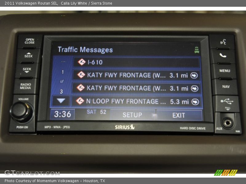 Calla Lily White / Sierra Stone 2011 Volkswagen Routan SEL